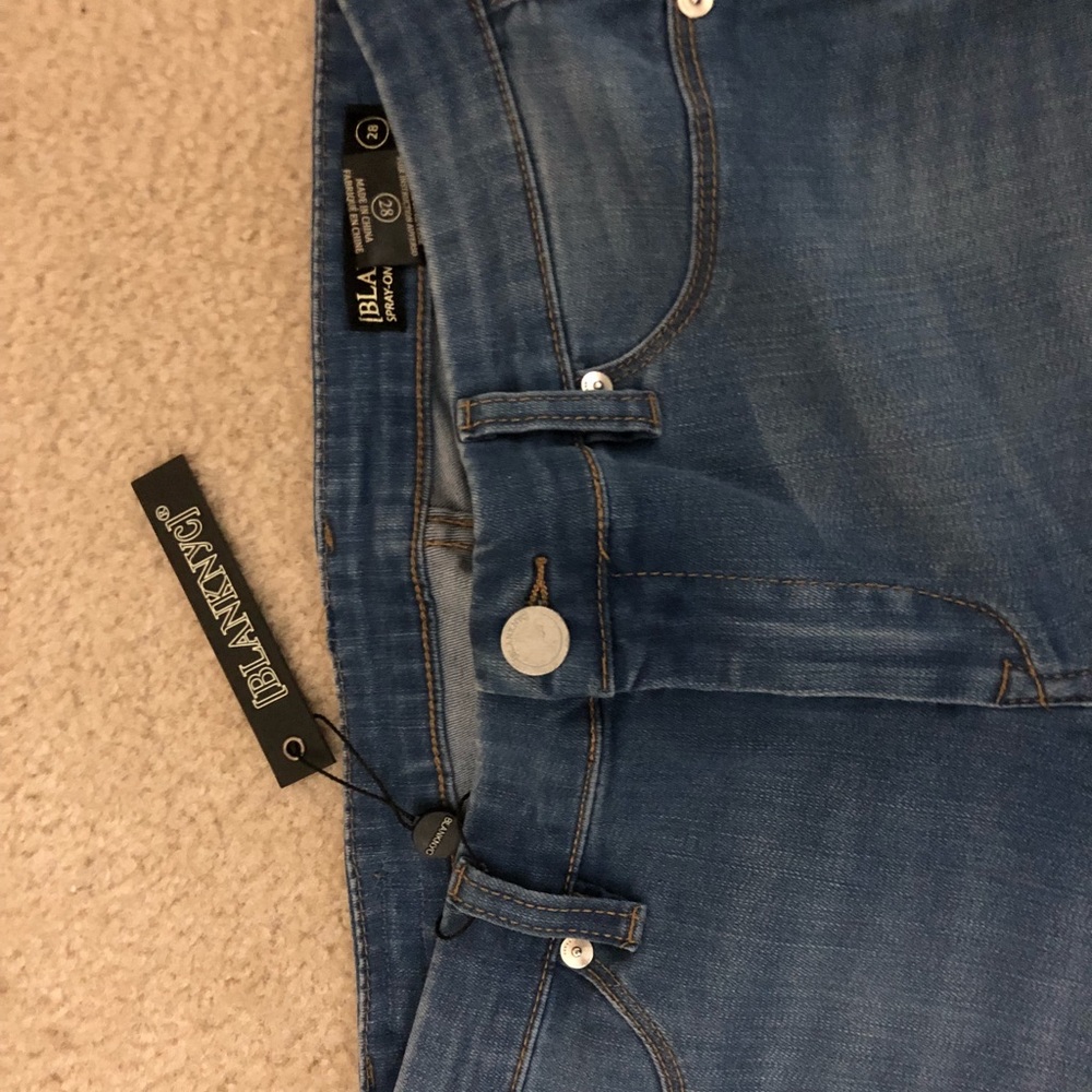 BRAND NEW: Blank NYC Skinny Jeans